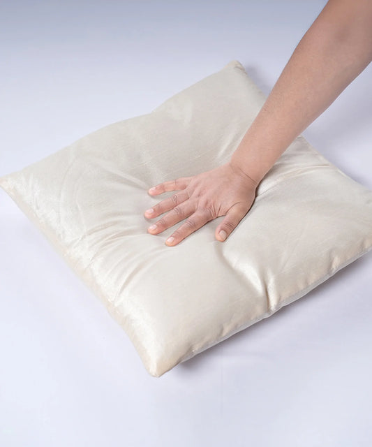 Everyday Solid Single Cushion,Day Lily| 250 GSM Polyester
