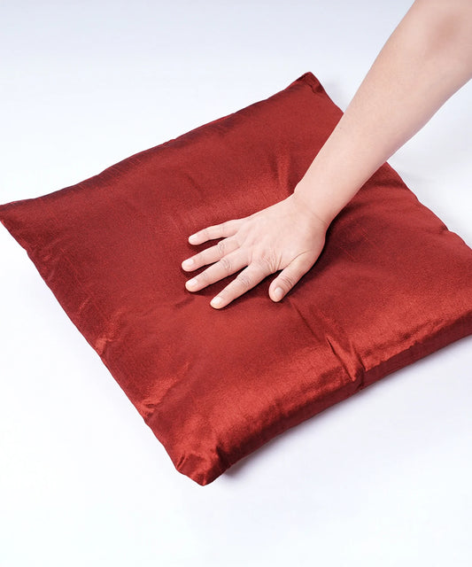 Everyday Solid Single Cushion, Passion Red| 250 GSM Polyester