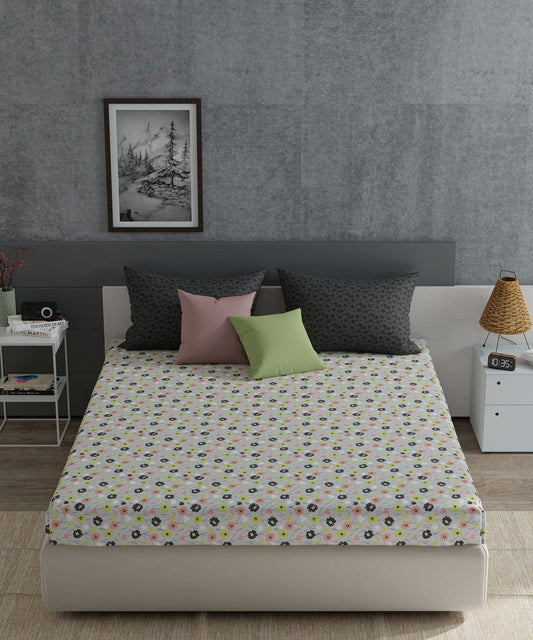 Everyday Daffodil Charcoal Queen Bedsheet With 2 Pillow Cover, 120TC, 100% Cotton, Floral, Grey