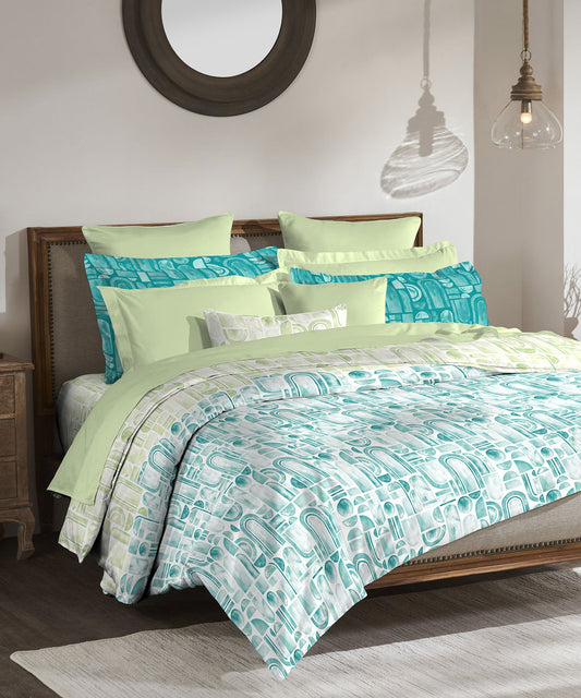 Classic King Bedsheet Set, Coraline Turquoise|200 TC Cotton| 2 Pillow Covers