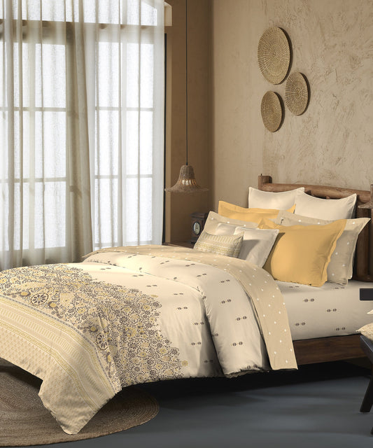 Sanskriti Bidri Gold  King Bedsheet With 2 Pillow Cover, 144Tc, 100% Cotton, Floral, Brown