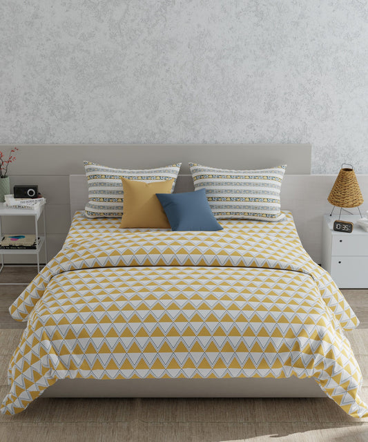 Utsav Queen Bedsheet  Set, Aakriti Mustard| 120TC Cotton|2 Pillow Covers