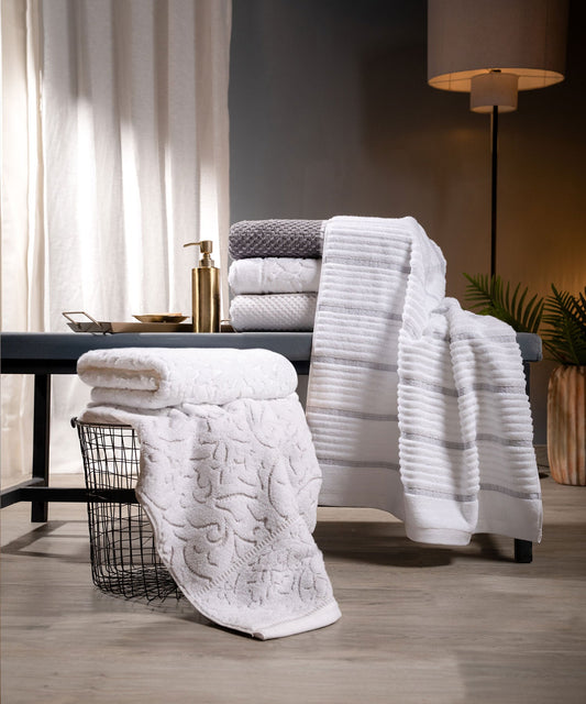 Nectarsoft Be Our Guest 1 Pc Bath Towel, Aries, White| 625 GSM Cotton