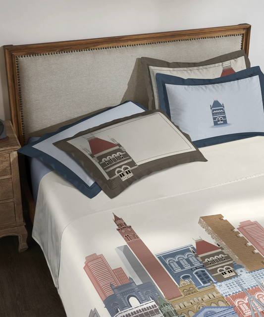 Classic Safarnama King Bedsheet Set| City Rush | 210 TC Cotton| 4 Pillow Covers